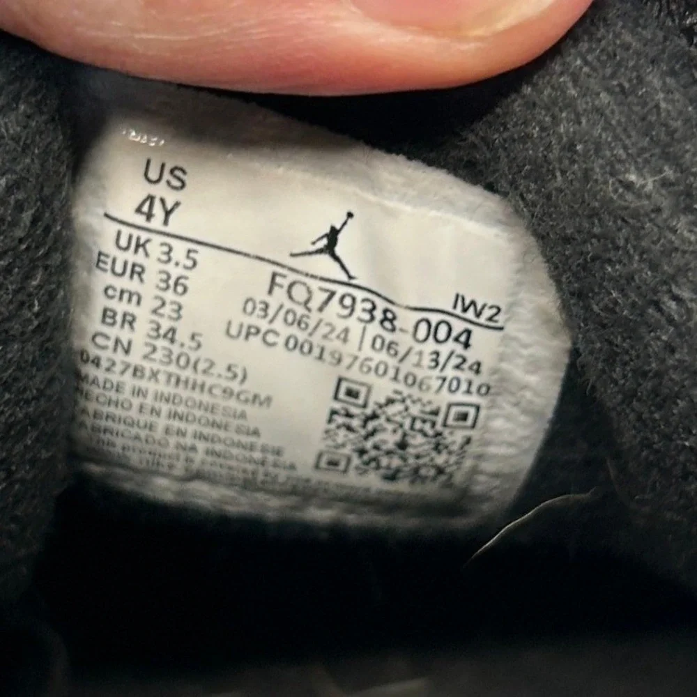 Jordan Stadium‎ 90 Triple Black GS Sneakers FQ7938-004 Youth Size 4Y